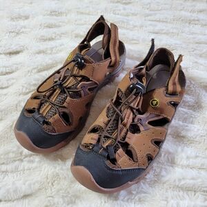 Women's Brown and Black Outdoor Sandals